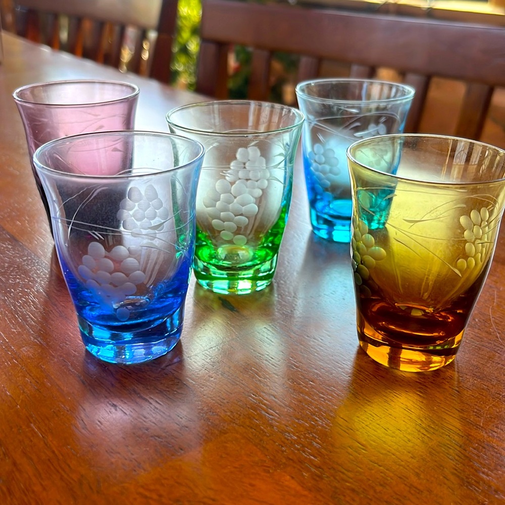 Colorful antique shot glass Set